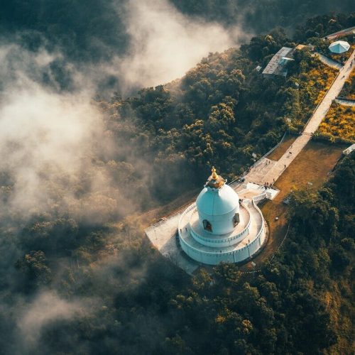 Pokhara Lakeside & Annapurna Hike Adventure – Lakes, Mountains & Cultural Discovery